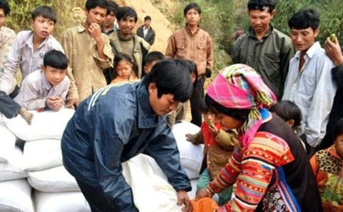 Chính phủ hỗ trợ gạo cho 2 tỉnh trong thời gian giáp hạt

